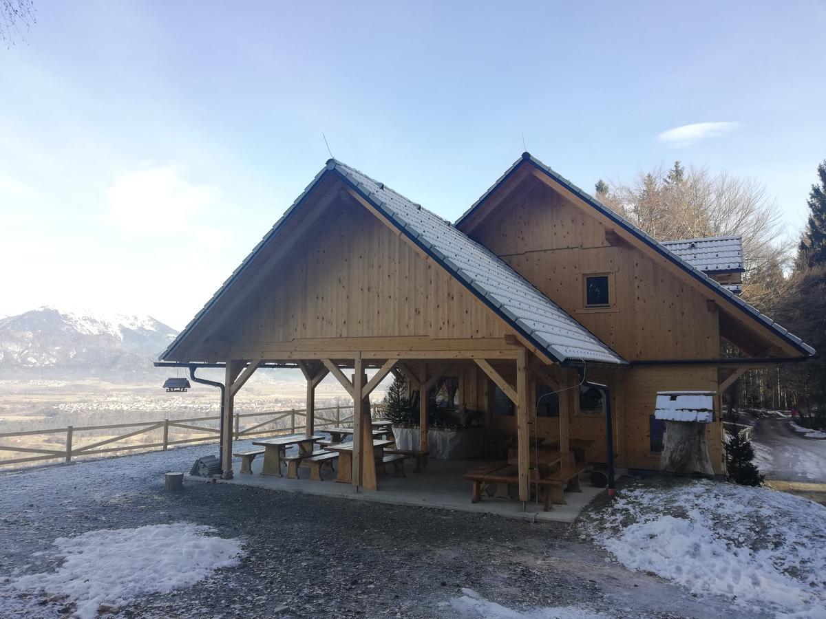 Koca Na Talezu Bed & Breakfast Ribno Exterior photo