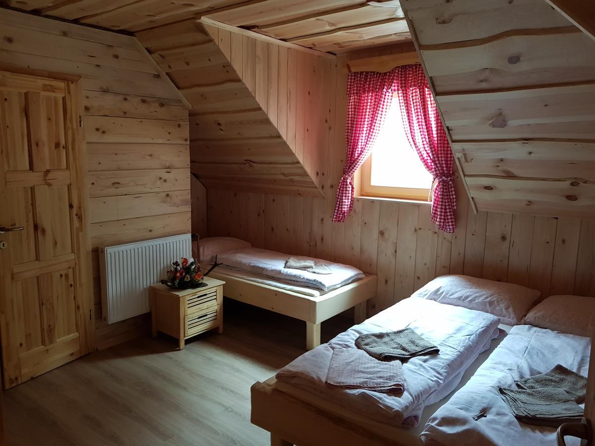 Koca Na Talezu Bed & Breakfast Ribno Exterior photo